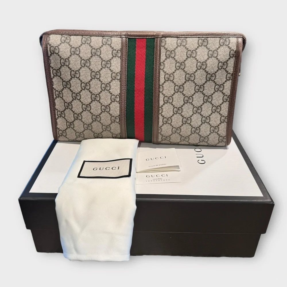Gucci Clutch - Picture 3 of 15